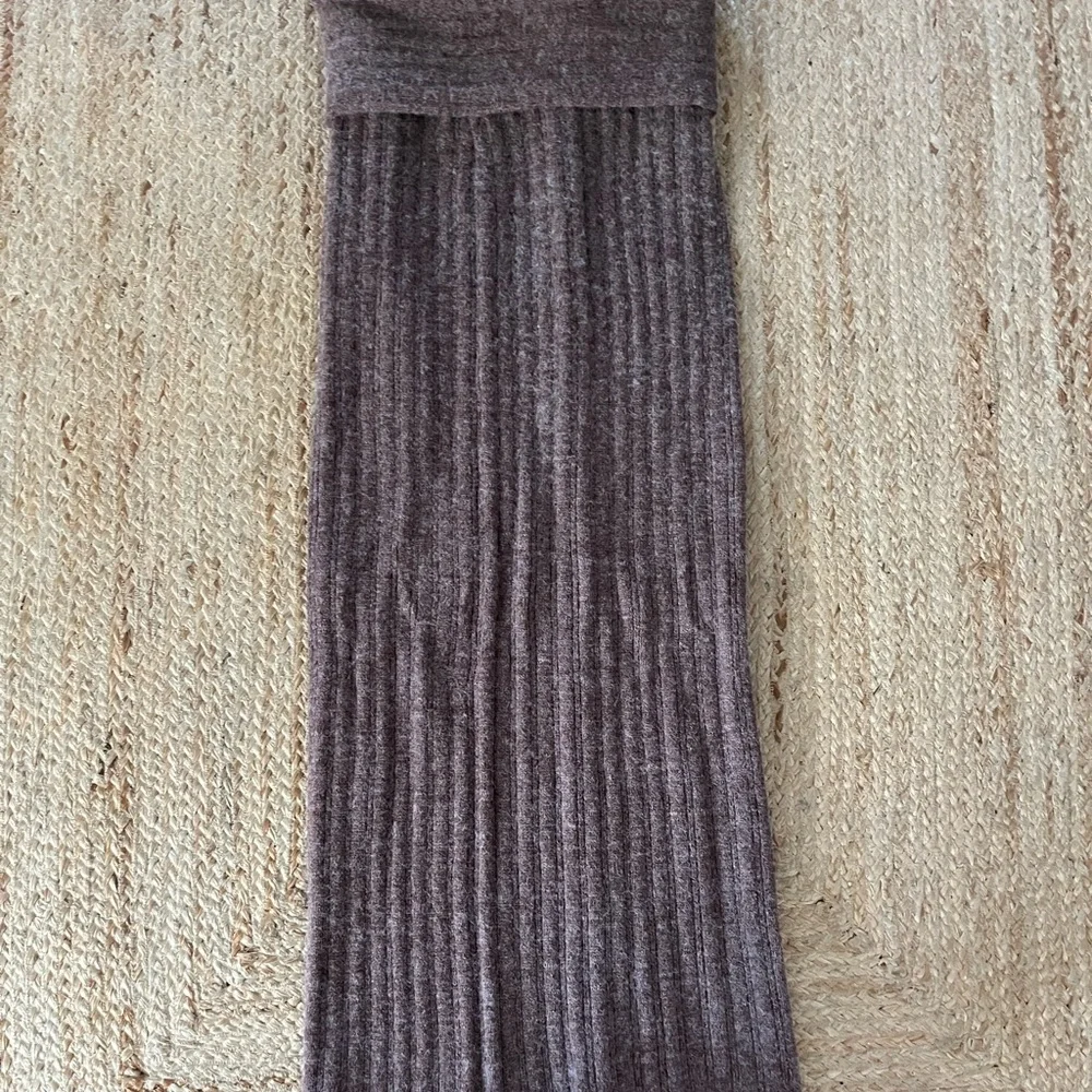 Brown Ribbed Knit Sweater Set - Picture 2 of 3